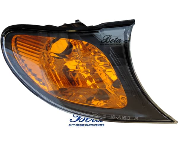 Right Side Corner Lamp -Black and Yellow for BMW 3 Series E46 LCI 2002-2004 models, Part Number 7165848