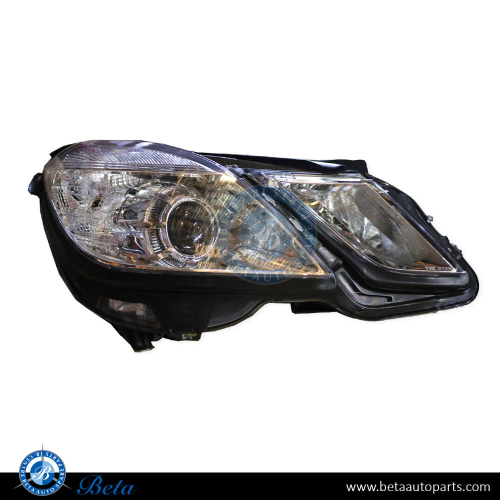 Right Side Headlamp Normal for Mercedes E-Class W212 2010-2013 models, Part Number 2128200261