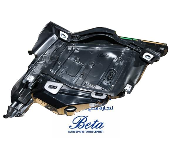 BMW 5 Series E60 (2003-2007), Headlamp Xenon (Right), Hella, 63127165568